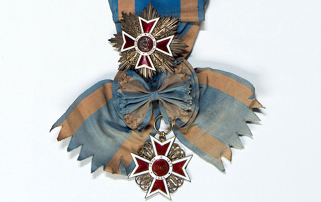 Ordinul ”Coroana României”, în grad de Mare Cruce, aparținând lui Ștefan Cicio Pop. Metal, email, textil, 80 cm.  Fond vechi.