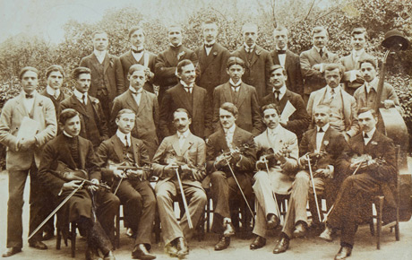 Grup de teologi din Brad, între care Aurel Sebeșan, Arad, 7 iunie 1912. Fotografie sepia (tip carte poștală), 9x14 cm. Achiziție, Maricuț Olimpia, P.V. 427/1999.