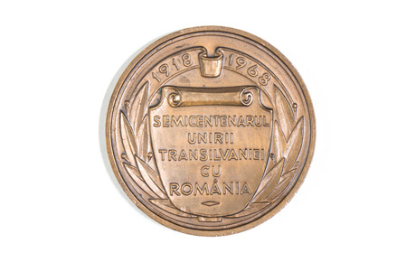 Medalie omagială, Semicentenarul Unirii Transilvaniei cu România, 1918–1968. Bronz, ștanțare, D: 7cm. Donaţie, Adriana Iercan, p.v. nr. 261/1.10.1997.